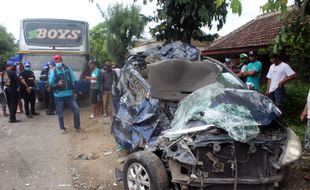 Korban Meninggal dalam Kecelakaan Karambol di Sumberlawang Jadi 3 Orang