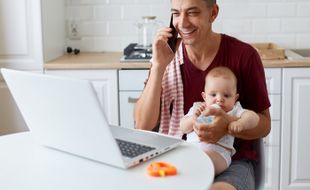 Hari Ayah Momentum Tingkatkan Peran Ayah dalam Pengasuhan Anak