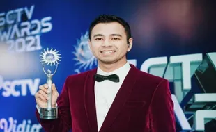 Raffi Ahmad Raih Penghargaan di SCTV Awards, Dedikasikan untuk Baby R