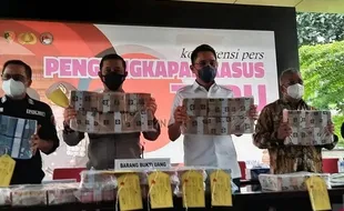 Polri Sita Uang Hasil Kejahatan Narkoba Senilai Rp338,8 miliar