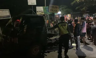 3 Wong Solo Selamat Walau Truk Boks Ringsek Dihantam KA Brawijaya