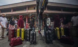 Kemenhub Terbitkan Aturan Perjalanan Darat Libur Nataru, Ini Syaratnya