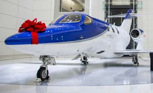 Honda Catat Sejarah Pengiriman HondaJet ke-200