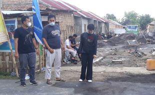 Mayat Tergeletak di Tepi Jalan Gegerkan Warga Kenep Sukoharjo