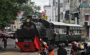 Berlibur di Solo? Jangan Lewatkan Naik Kereta Uap Jaladara, Ini Fotonya