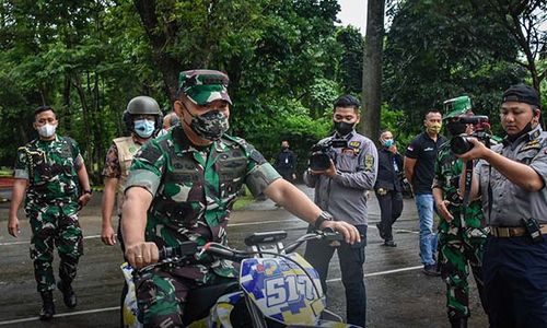 Mobil Rombongan KSAD Terguling di Papua, 1 Tentara Meninggal Dunia