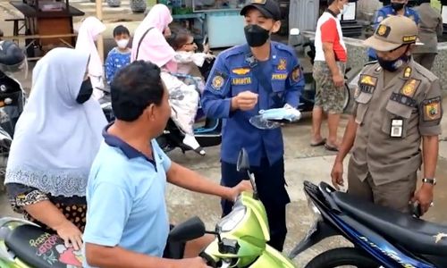 Duh! Pak Guru Juga Terjaring Razia Disiplin Bermasker