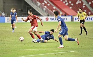 Leg 1 Dibantai Thailand 4-0, Ini Foto-Foto Perjuangan Timnas Indonesia