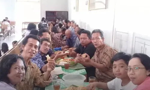 Bujono Pirukun, Jamuan Natal Khas Jemaat Desa Mrisi