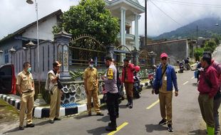 3 Desa di Selo Boyolali Diguyur Hujan Abu Vulkanik Merapi