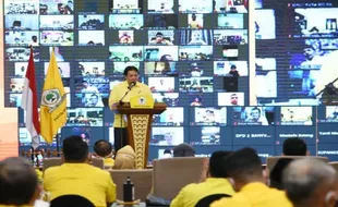 Duka Partai Golkar, Airlangga: Segera Bantu Warga Sekitar Semeru!