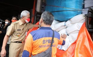 Bantu Korban Erupsi Semeru, Jateng Kirim Bantuan Senilai Rp934 Juta