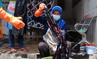 Emak-Emak di Wonogiri Tangkap Peluang Bisnis dengan Batik Ciprat