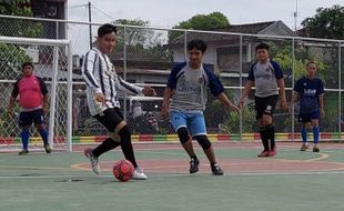 Kamu Hobi Main Futsal, Ini Sejarah dan Orang yang Mengenalkannya di Indonesia