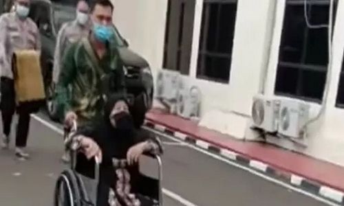 Miris, Ibu Tua Digugat Lima Anak Gegara Warisan