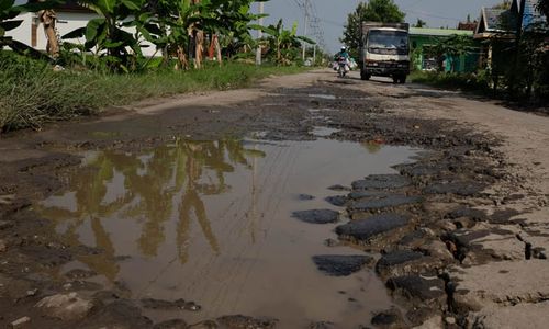 Kerap Picu Kecelakaan, Kerusakan Jalan Karangudi-Made Sragen Dikeluhkan