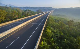 Tak Hanya Jateng, Jembatan Ini Diklaim Terpanjang di Tol Trans Jawa