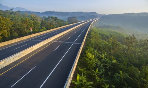 Jembatan Terpanjang Jateng Ternyata Ada di Tol Semarang-Solo