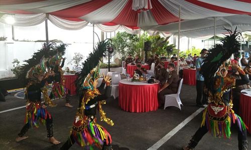 Tari Topeng Ireng Meriahkan Peresmian Kantor Kejari Boyolali