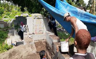 Segera Dibangun Rusunawa, Makam Cina di Madiun Dibongkar