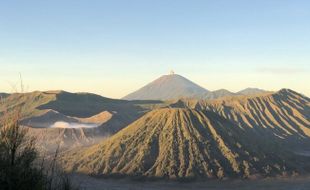 Gunung Semeru Meletus Sudah Diprediksi di Ramalan Jayabaya?