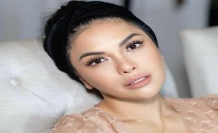 Nikita Mirzani Ungkap Doddy Sudrajat Bukan Ayah Kandung Vanessa Angel