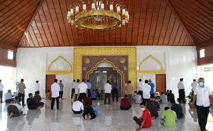 Masjid Nur Azizah Pemkab Klaten Gelar Salat Jumat Perdana