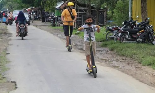 Naik Skuter Listrik Keliling Rawa Jombor Klaten, Segini Tarifnya