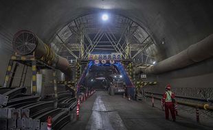 Foto-Foto Pembangunan Tunnel Kereta Cepat Jakarta-Bandung di Purwakarta