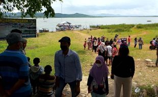 Pengunjung Waduk Gajah Mungkur Membeludak, Pengelola Minta Bantuan