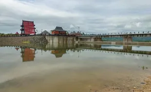 Jalan Terendam Waduk Pidekso, 12 Keluarga di Dusun Begendo Terisolasi