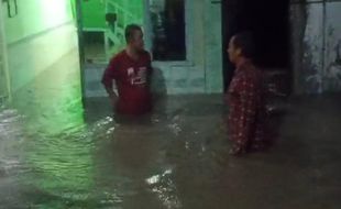 Puluhan Rumah di Baron Solo Terendam Banjir, Belasan Orang Mengungsi