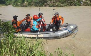 Banjir Bandang Menerjang, Pemancing di Pemalang Hanyut