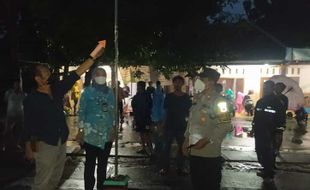 Bocah Sragen Meninggal Tersetrum saat Pegang Tiang Lampu Stainless