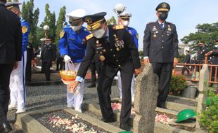 Hari Bhakti Imigrasi ke-72, Kemenkumham Jateng Tabur Bunga di TMP