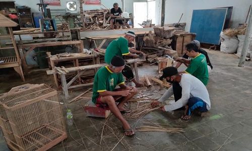 15 Napi LP Kelas IIB Klaten Produksi Sangkar Burung