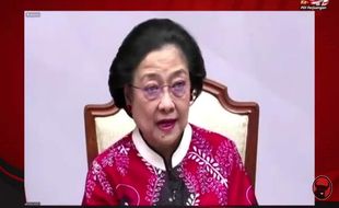 Pernyataan Mega Soal Ibu-Ibu Antre Migor Dilawan Video Lawas Cak Nun