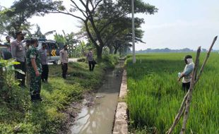 Tim Gabungan di Sragen Tertibkan Jebakan Tikus Listrik di Desa Ini