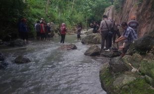 Misteri Watu Kelir, Batu Merah 80 Juta Tahun di Kebumen