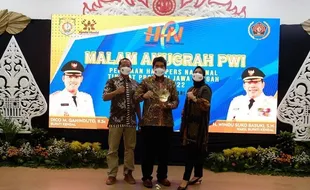 Mendukung Kegiatan UKW Jateng, PT Semen Gresik Raih Special Award