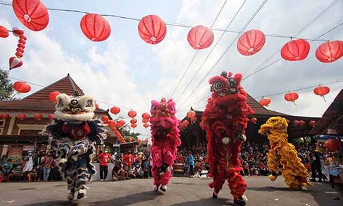 Agenda Solo Hari Ini: Kulineran Sambil Nonton Barongsai di Ketandan Pasar Gede