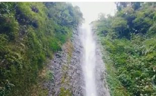 Hidden Gems! Curug Semawur, Objek Wisata Kendal yang Masih Asri