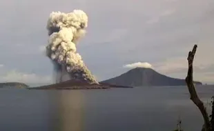 Status Gunung Anak Krakatau Naik Menjadi Level III atau Awas, Hari Ini