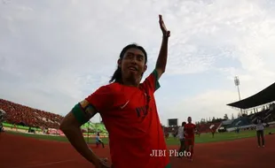 Lord Ferry Anto Jadi Idola Para Pemain Muda Persis Solo