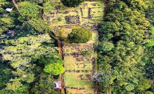 Gunung Padang Cianjur & Cilacap, Serupa Tapi Tak Sama