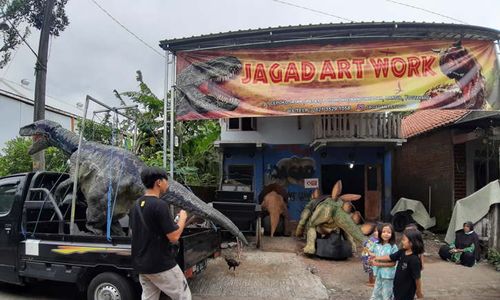 Ini Pria Bantul yang Jual Dinosaurus, Harganya...