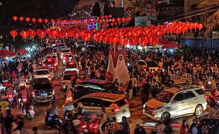 Memicu Kerumunan, Lampion di Balai Kota dan Pasar Gede Solo Dimatikan