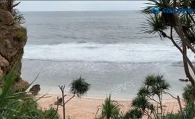 Surga Tersembunyi Wonogiri, Ada Pantai Cantik Dikelilingi Bukit Karst