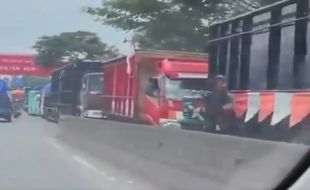 Demo Sopir Truk, Perbatasan Semarang Sempat Macet