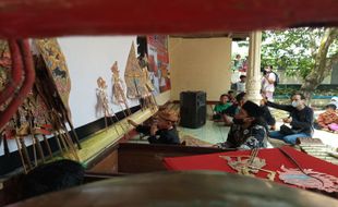 Vaksinasi Anak Usia 6-11 Tahun di Nogosari Boyolali Undang Dalang Cilik